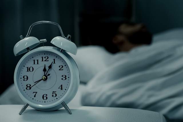 la Intrincada Relación entre el Insomnio y las Enfermedades Crónicas